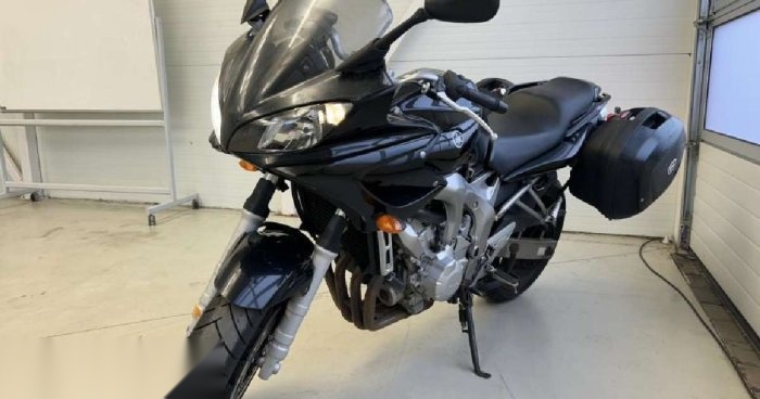 Yamaha FZ 600cc, street / klasikiniai 2008-04 m.,
