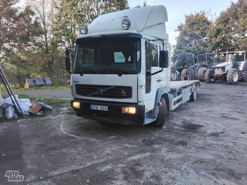 Volvo Fl220 2003 m Platforma