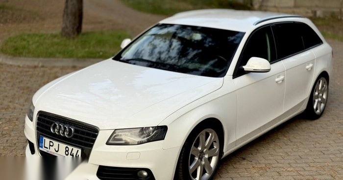 Audi A4 2010 m Universalas