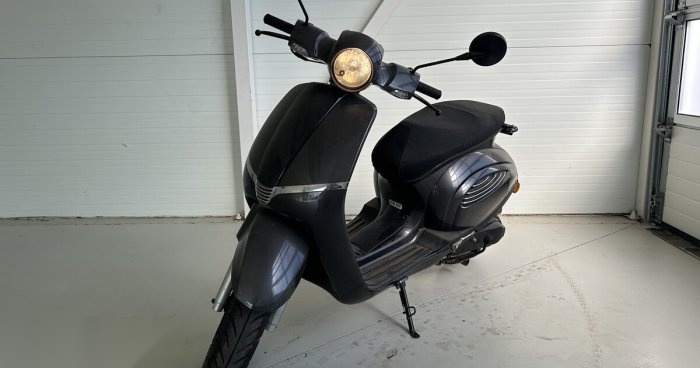 2020 m Motoroleris / Mopedas