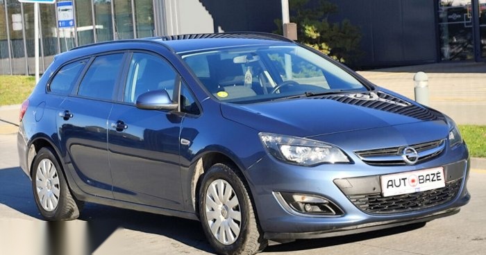 Opel Astra 2013 m Universalas