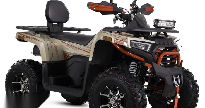 2025 m Keturratis motociklas